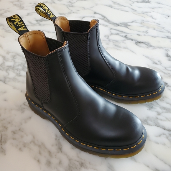 Dr. Martens Shoes - 2976 Chelsea Boot